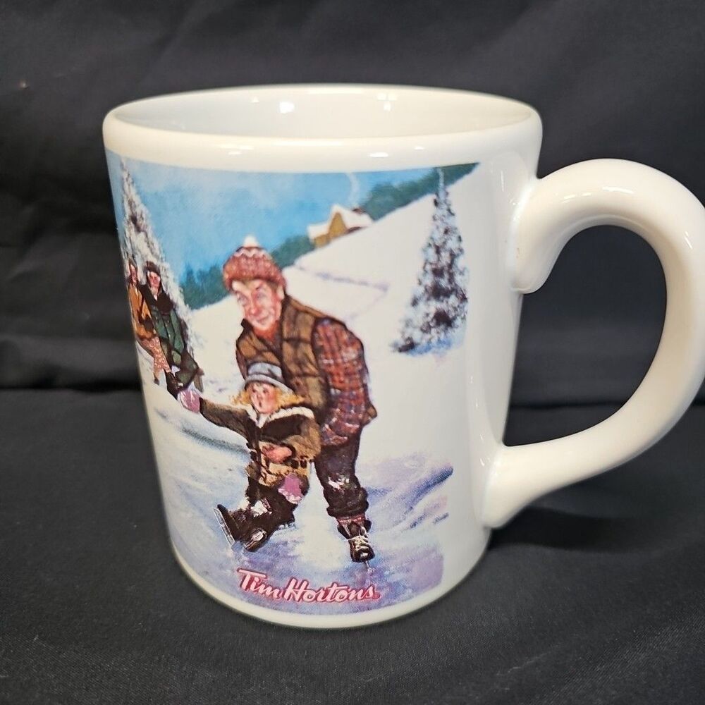 BEER DRINKING CERAMIC MUG STINE TIM HORTONS SKATING POND LIMITED EDITION O3
